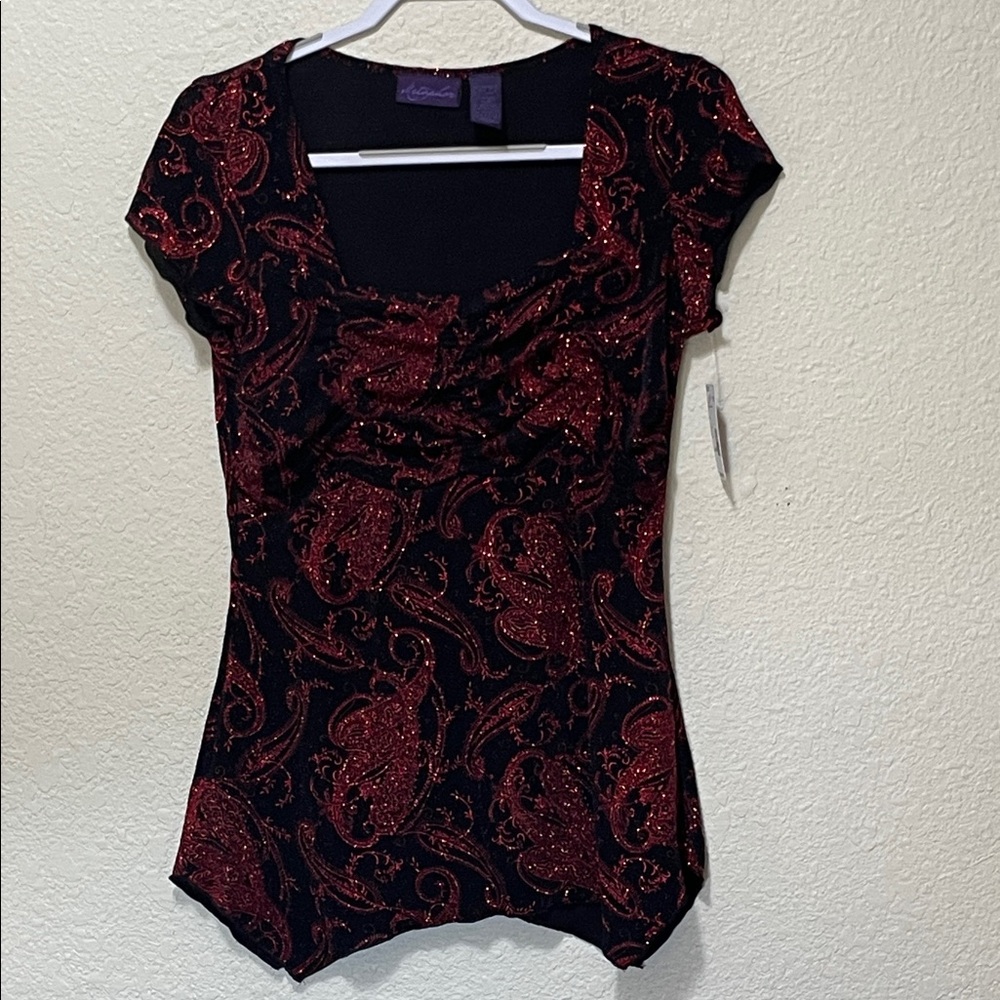 Metaphor Women's Red And Black Glitterrouched Sleeveless Top. NWT. Size L.